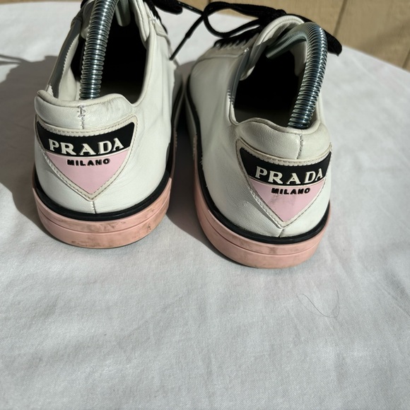 Prada BIANCO LEATHER LACE UP LOGO LOW TOP SNEAKERS - Picture 14 of 16